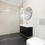 Minimalist In With Parking Near Kaliska By Renters Appartement