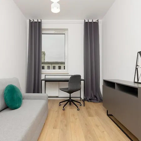 Minimalist In With Parking Near Kaliska By Renters * Lodz (Lodz)