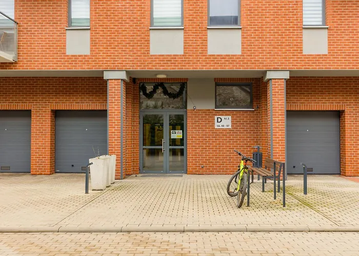 Apartamento Minimalist In With Parking Near Kaliska By Renters *