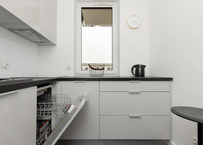 Minimalist In With Parking Near Kaliska By Renters